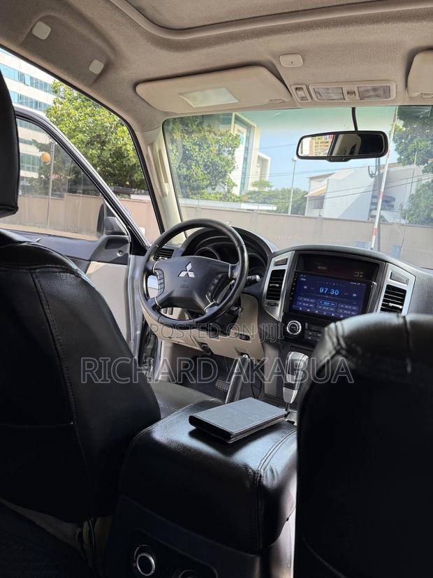 Mitsubishi Pajero V90 3.0 V6 GLS/GLX 2018 Gray