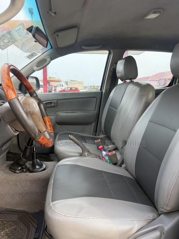 Toyota Hilux 2.5 D-4D 2007 Gray