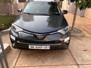 Toyota RAV4 LE 4dr SUV (2.5L 4cyl 6A) 2018 Gray for sale