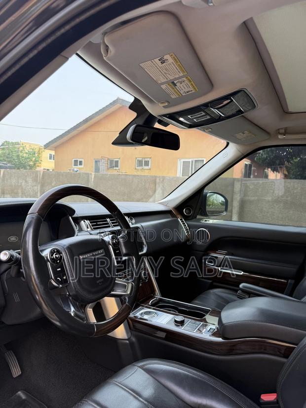 Land Rover Range Rover Vogue 2015 Black