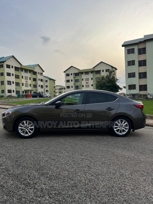 Mazda 3 2016 Gray