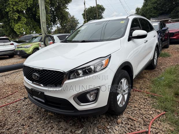 Kia Sorento 2017 White