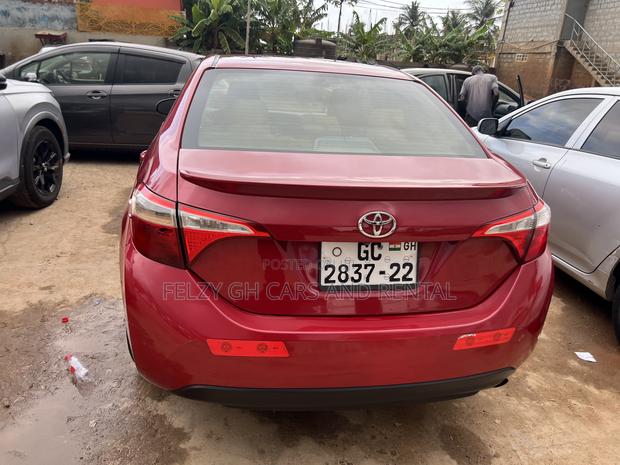 Toyota Corolla LE 4dr Sedan (1.8L 4cyl CVT) 2015 Red