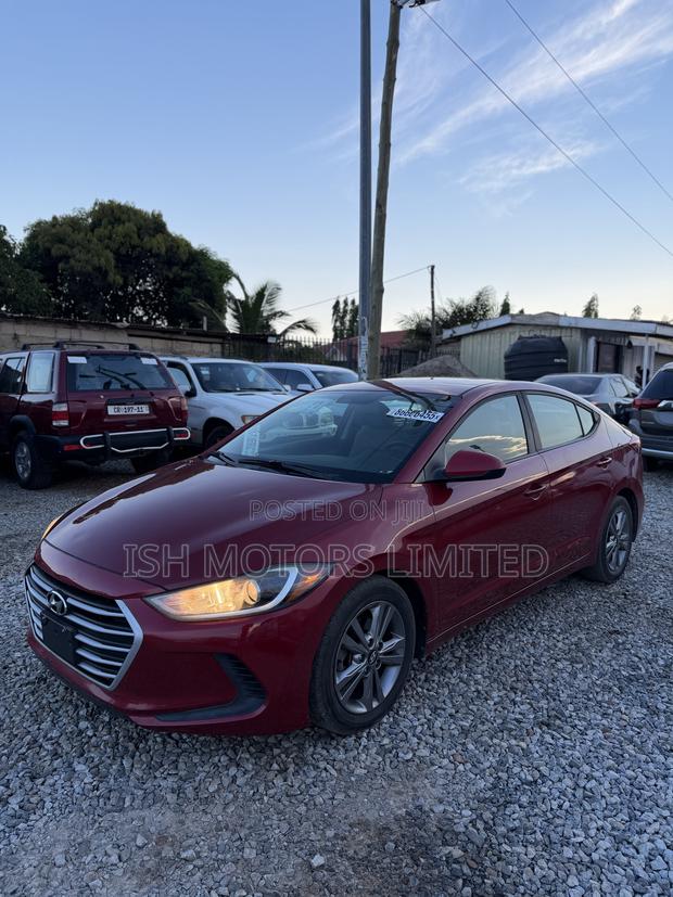 Hyundai Elantra ECO Sedan FWD (1.4L 4cyl 7A) 2017 Red