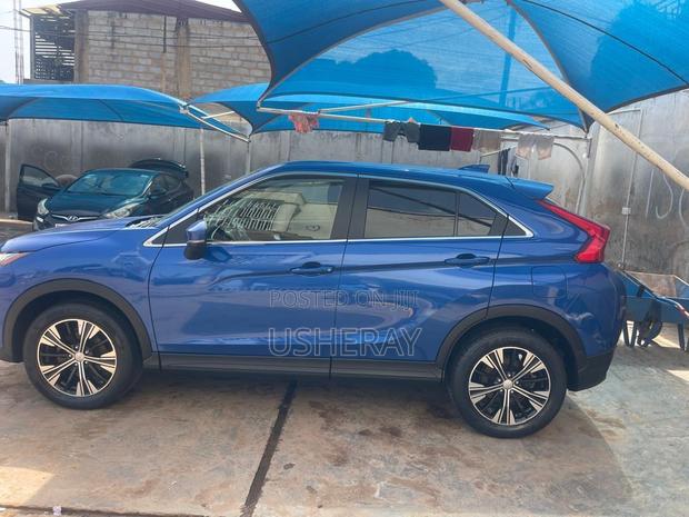 Mitsubishi Eclipse 2020 Blue