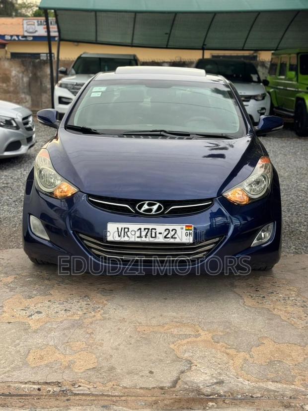 Hyundai Elantra Limited Sedan FWD (1.8L 4cyl 6A) 2013 Black