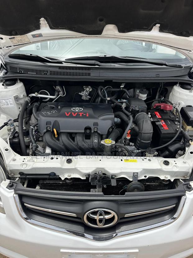 Toyota Vios 2010 White