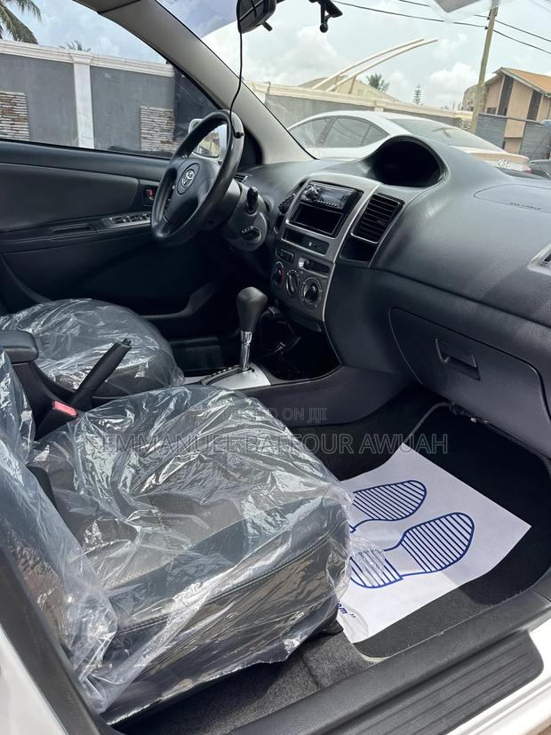 Toyota Vios 2010 White