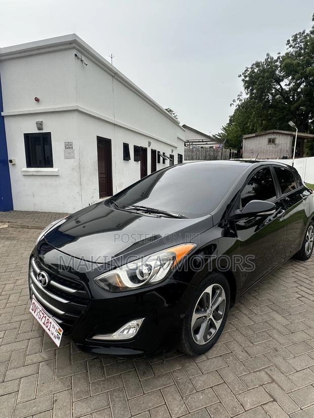 Hyundai Elantra Sport Sedan FWD (2.0L 4cyl 6A) 2016 Black