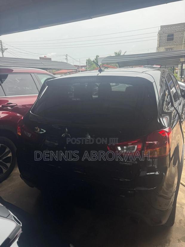 Mitsubishi Outlander SE 4dr SUV (2.4L 4cyl CVT) 2015 Black
