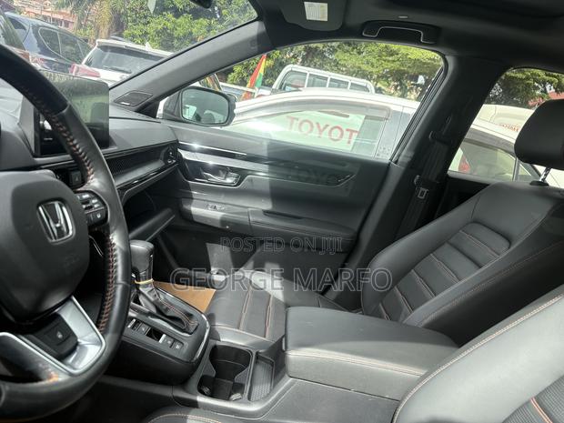 Honda CR-V 2024 Gray
