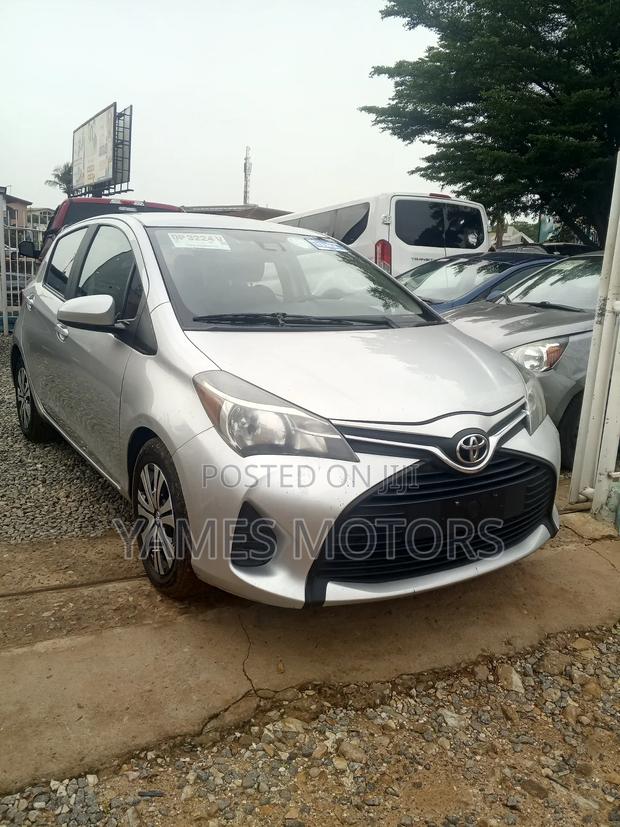 Toyota Yaris L Hatchback 5dr 2017 Silver