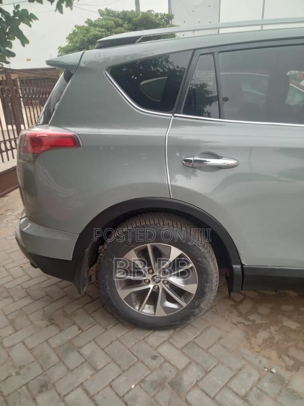 Toyota RAV4 2018