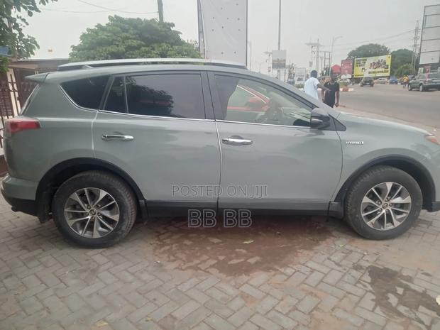 Toyota RAV4 2018