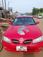 Nissan Almera 1.6 Comfort 2005 Red for sale