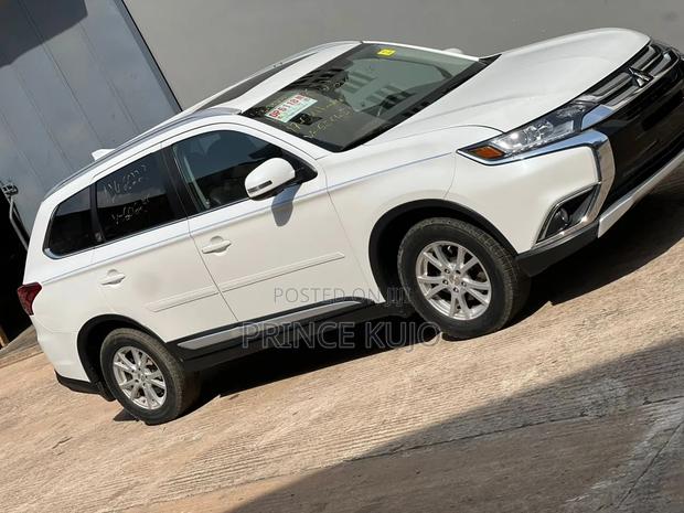 Mitsubishi Outlander 2.0 PHEV AWD 2017 White