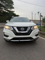 Nissan Rogue 2018 White for sale