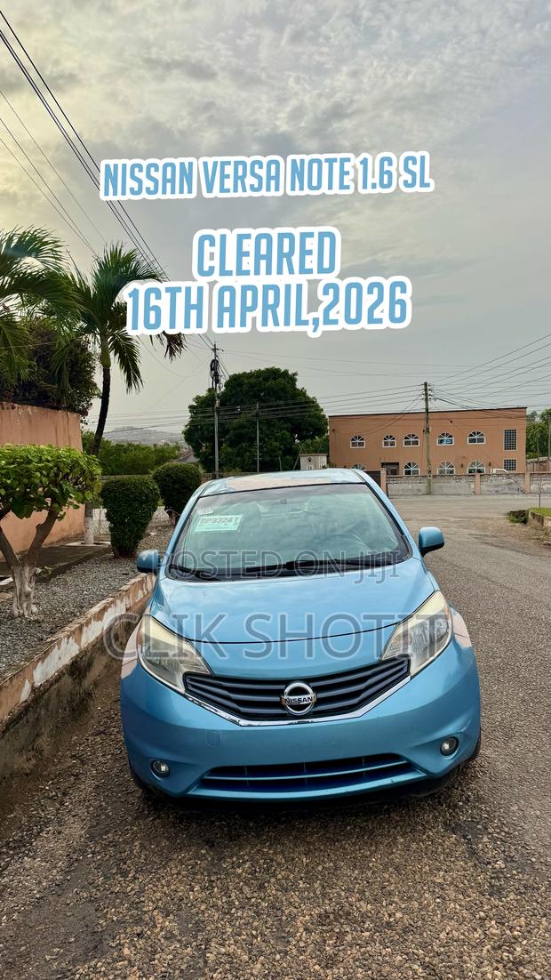 Nissan Versa 1.6 SL 4dr Sedan (1.6L 4cyl CVT) 2014 Blue