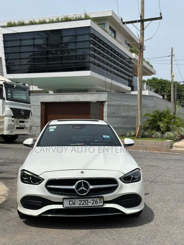 Mercedes-Benz C300 2022 White