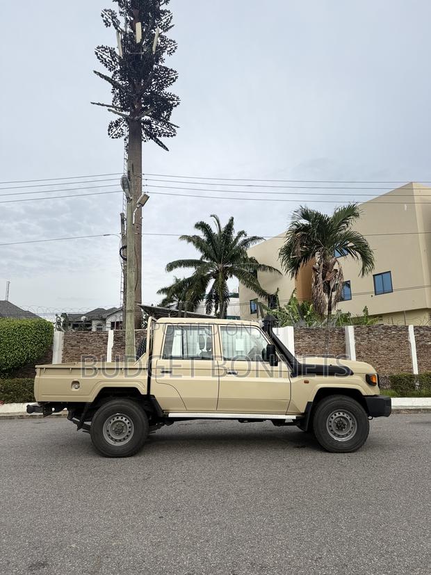 Toyota Land Cruiser 79 Series 2024 Ivory