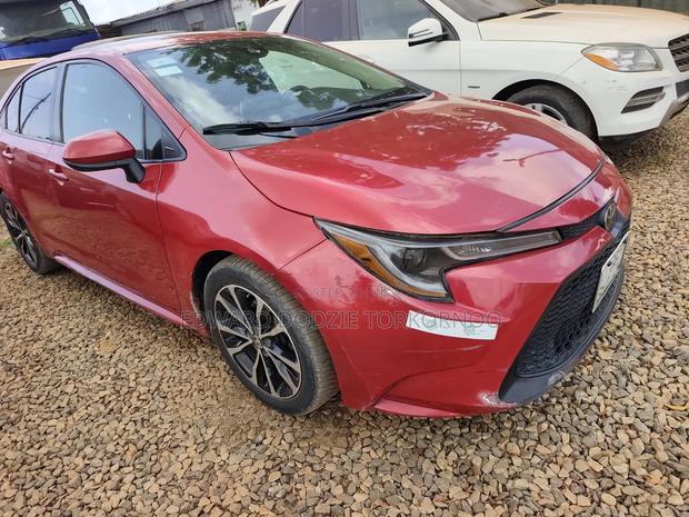Toyota Corolla 2021 Red