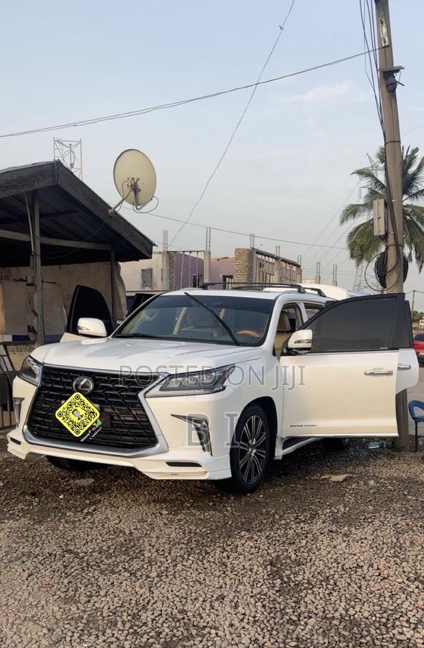 Lexus LX 570 AWD 2018 Pearl