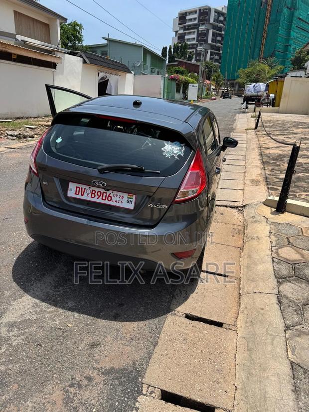 Ford Fiesta 2019 Gray