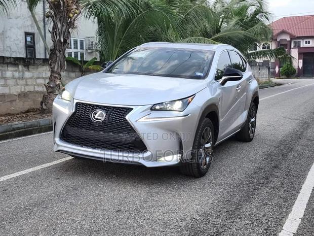 Lexus NX 300 AWD 2018 Silver