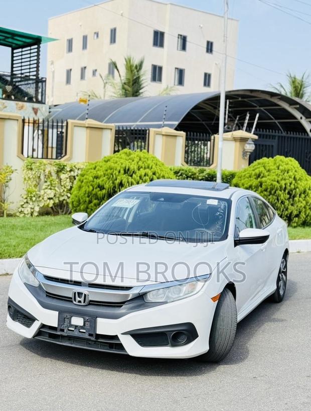Honda Civic EX Sedan 2018 White