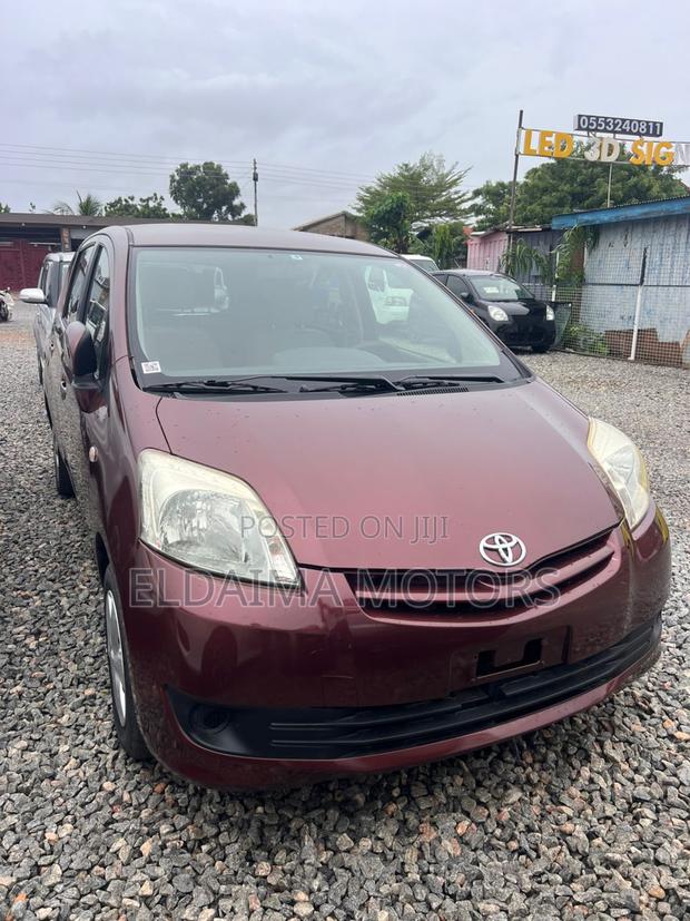 Toyota Passo Sette 1.5 AWD 2012 Brown