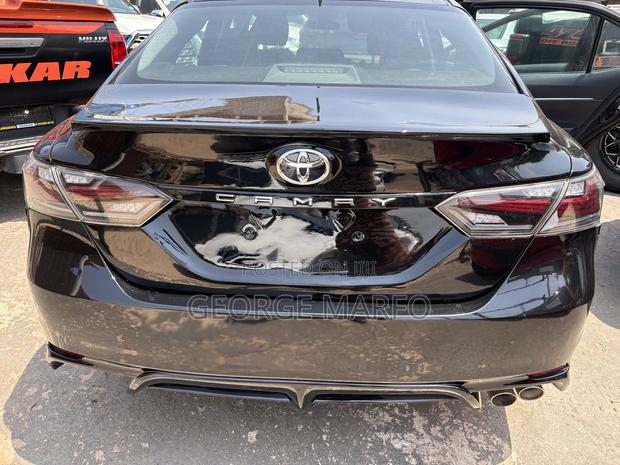 Toyota Camry 2020 Black