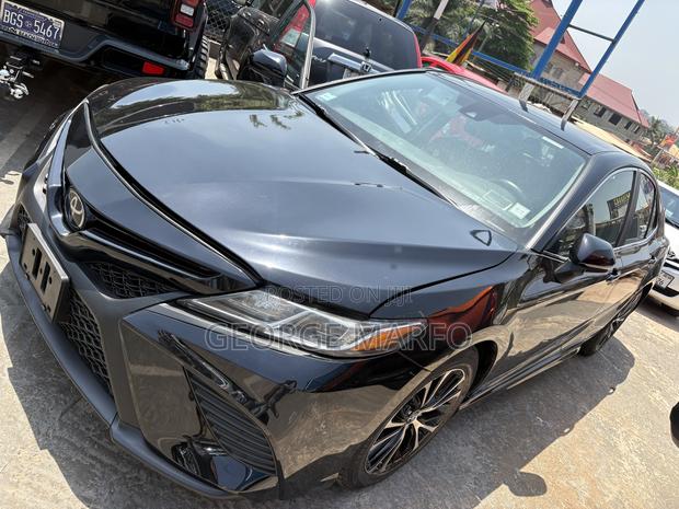 Toyota Camry 2020 Black