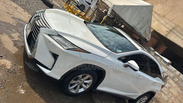 Lexus RX 350 FWD 2017 White