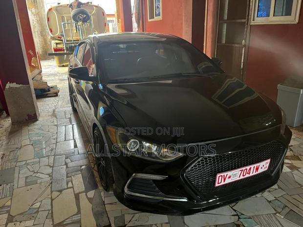 Hyundai Elantra Limited 2018 Black