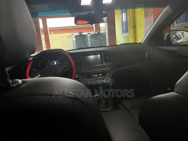 Hyundai Elantra Limited 2018 Black