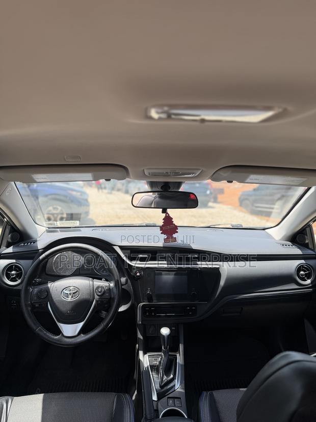 Toyota Corolla 2019 Black