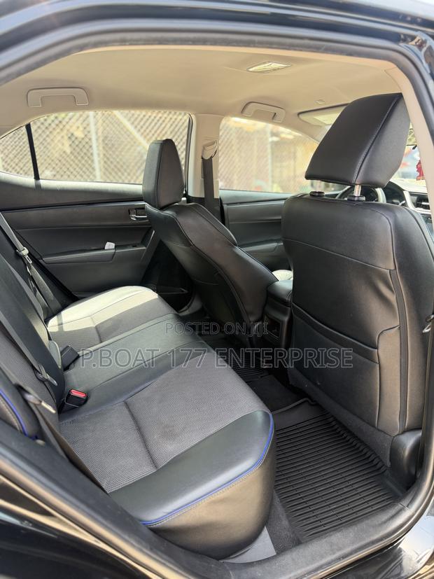 Toyota Corolla 2019 Black