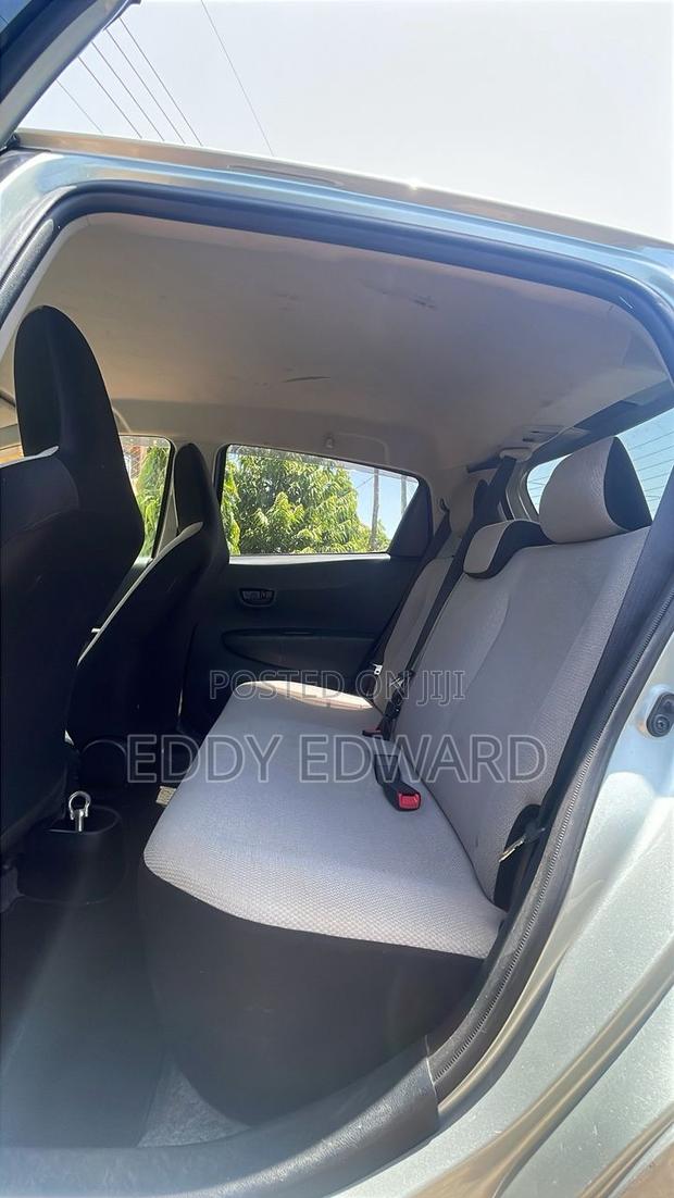 Toyota Vitz 1.3 AWD 3dr 2013 Silver