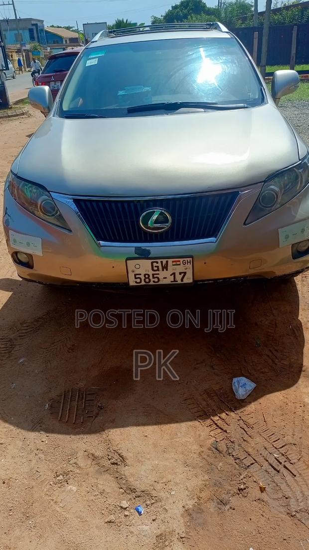 Lexus LX 570 2011 White