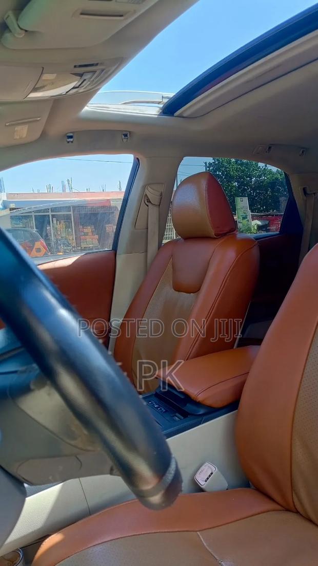 Lexus LX 570 2011 White