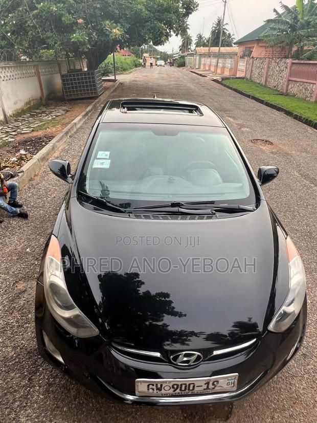 Hyundai Elantra Limited Sedan FWD (1.8L 4cyl 6A) 2013 Black