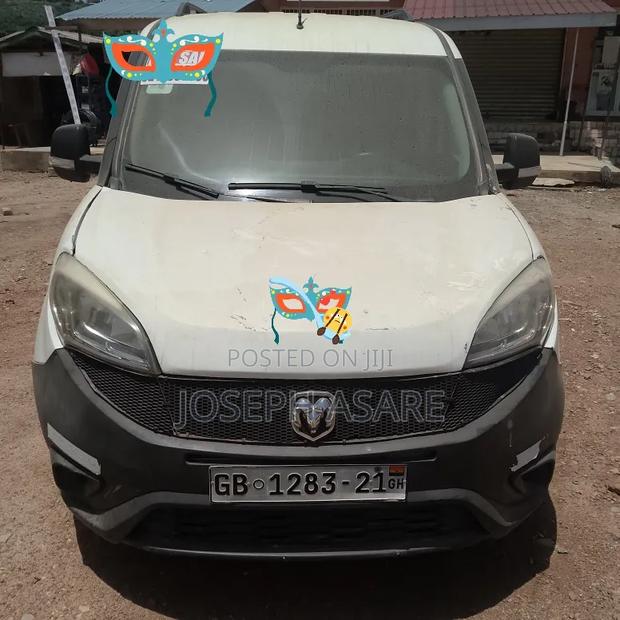 Dodge RAM 2018 White