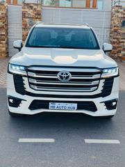 Toyota Land Cruiser LC300 2023 White for sale