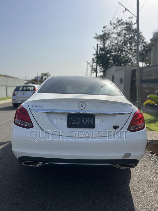 Mercedes-Benz C300 2017 White