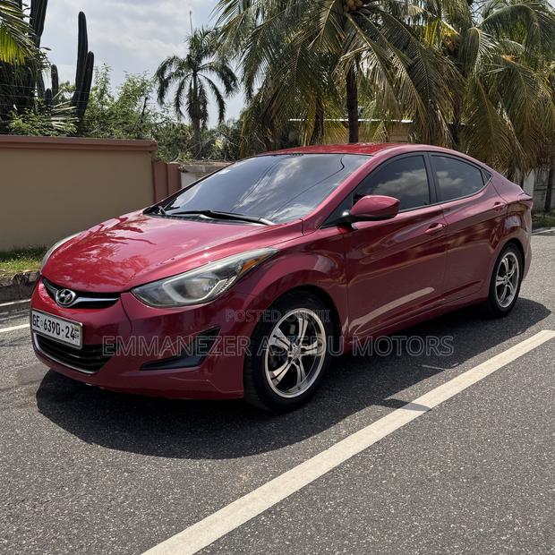 Hyundai Elantra Limited Sedan FWD (1.8L 4cyl 6A) 2016 Burgundy