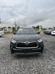 Toyota Highlander 2022 Blue for sale