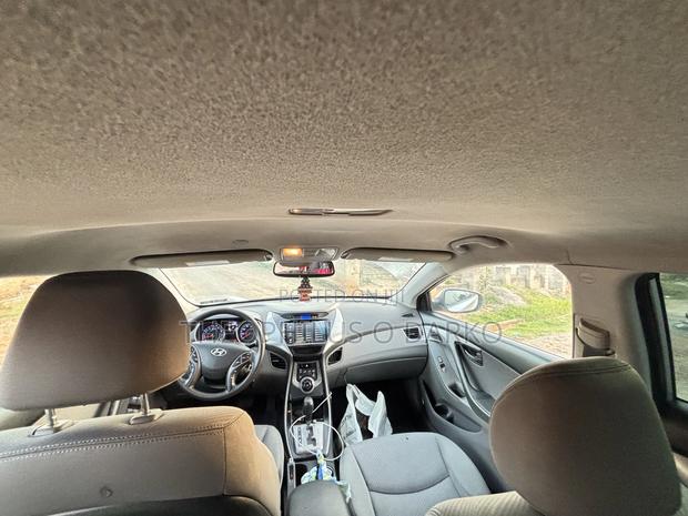Hyundai Elantra 2013 Silver