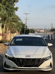 Hyundai Elantra Limited 2023 White for sale