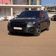 Audi Q7 2024 Gray for sale