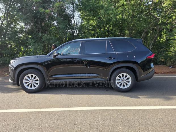 Toyota Grand Highlander XLE AWD 2024 Black